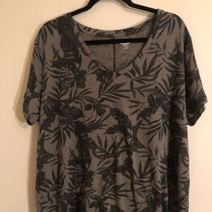 Green Old Navy Palm/Floral Boyfriend Top